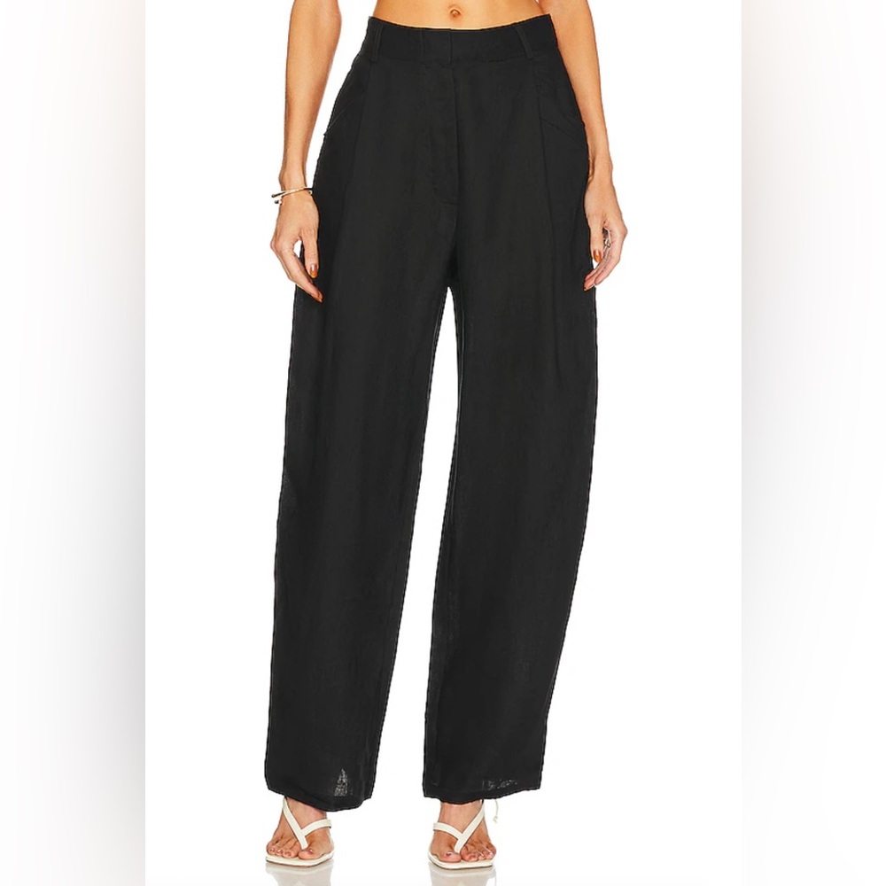 Linen Trousers in Black